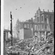 Ruins of the Court House after the Fire of 1871; Jex Bardwell, Photograph, 1871 (ichi-38923) Ruins of the Court House after the Fire of 1871; Jex Bardwell, Photograph, 1871 (ichi-38923)